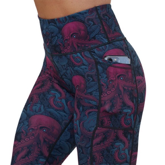 CVG Kraken octopus capri leggings- large - Picture 3 of 6
